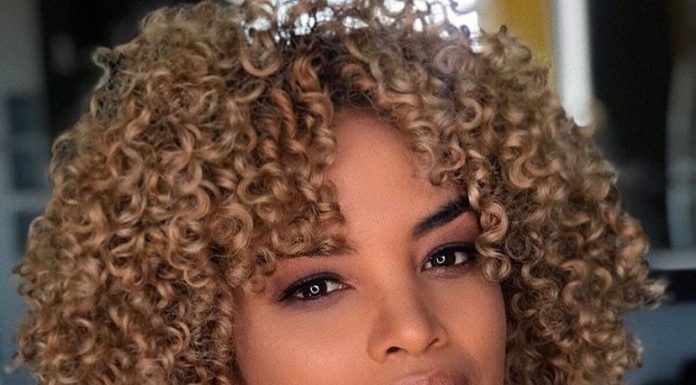 Cortes de Cabelo Cacheado 2025: Tendências e Cores